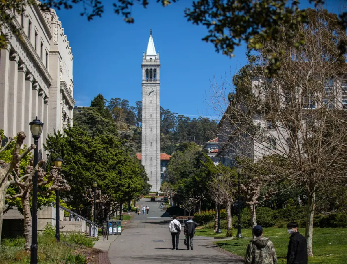 加州大學柏克萊分校教學多元且專業